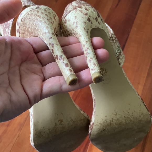 Ann Taylor Faux Python Ankle Wrap Heels 9.5 - Picture 6 of 10